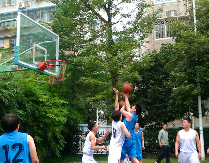 国投集团“国投杯”职工篮球赛开赛