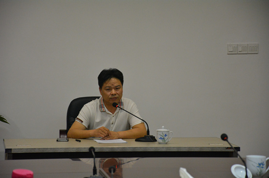 国投轨道公司开展“两学一做”专题学习会议