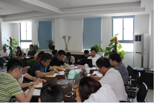 市纪委常委言罗根莅临洗水公司就“两学一做”及党风廉政建设进行专题讲座