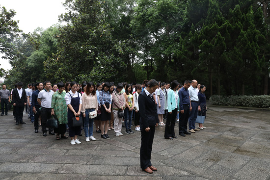 国投集团组织参观廉政教育基地杨开慧故居