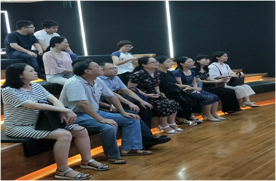 集团第二支部开展“领略科技文化,不忘党在我心”主题党日活动