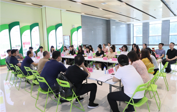 阅读 沟通 共享——市国投集团组织开展青年员工读书沙龙活动