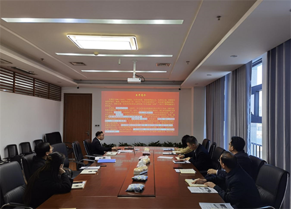 强化理论学习 突出警示教育 立足为民服务——株洲国投集团开展“一月一课一片一实践”活动