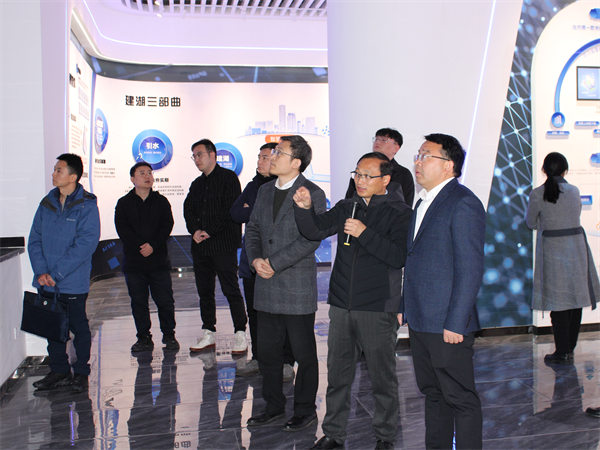 国投集团党委书记、董事长周述勇一行开展北斗产业发展调研