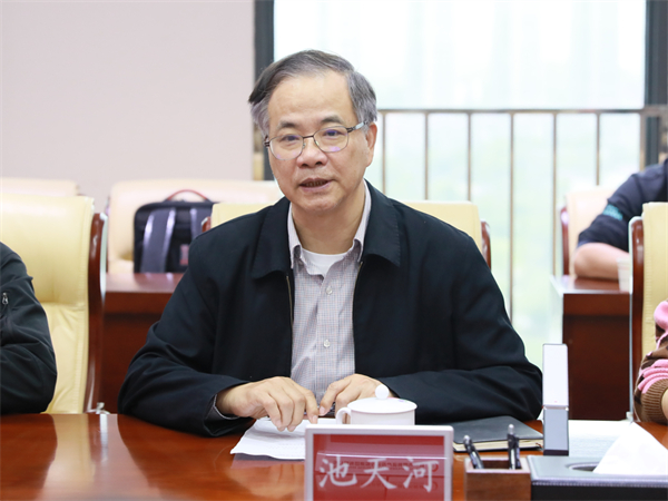 株洲北斗时空信息研究院院长池天河团队一行到访株洲国投集团